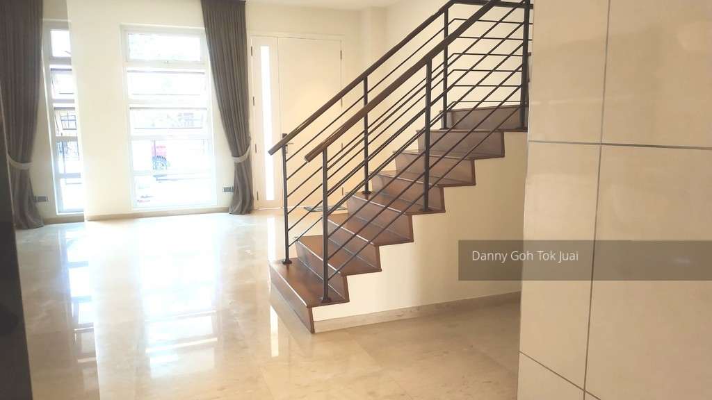Serangoon Garden Estate (D19), Terrace #198224662